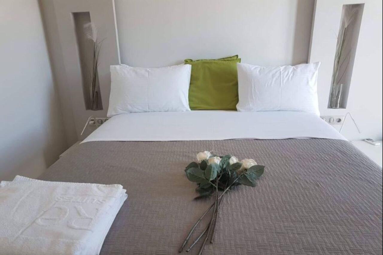 העיירה סקיאתוס Core Luxury Suites (Adults Only) מראה חיצוני תמונה
